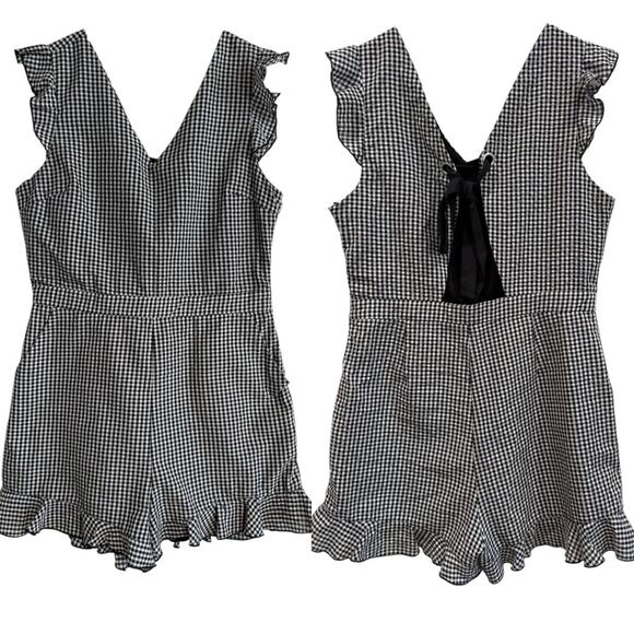 Black and White Gingham Cotton Ruffle Frill Feminine Romper- M - Picture 1 of 12